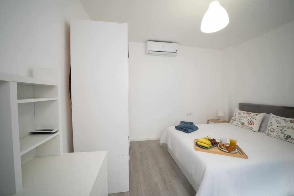 1 Room Atico Pedregalejo مالقة المظهر الخارجي الصورة