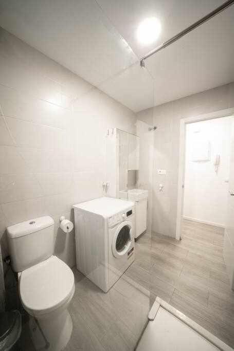 1 Room Atico Pedregalejo مالقة المظهر الخارجي الصورة